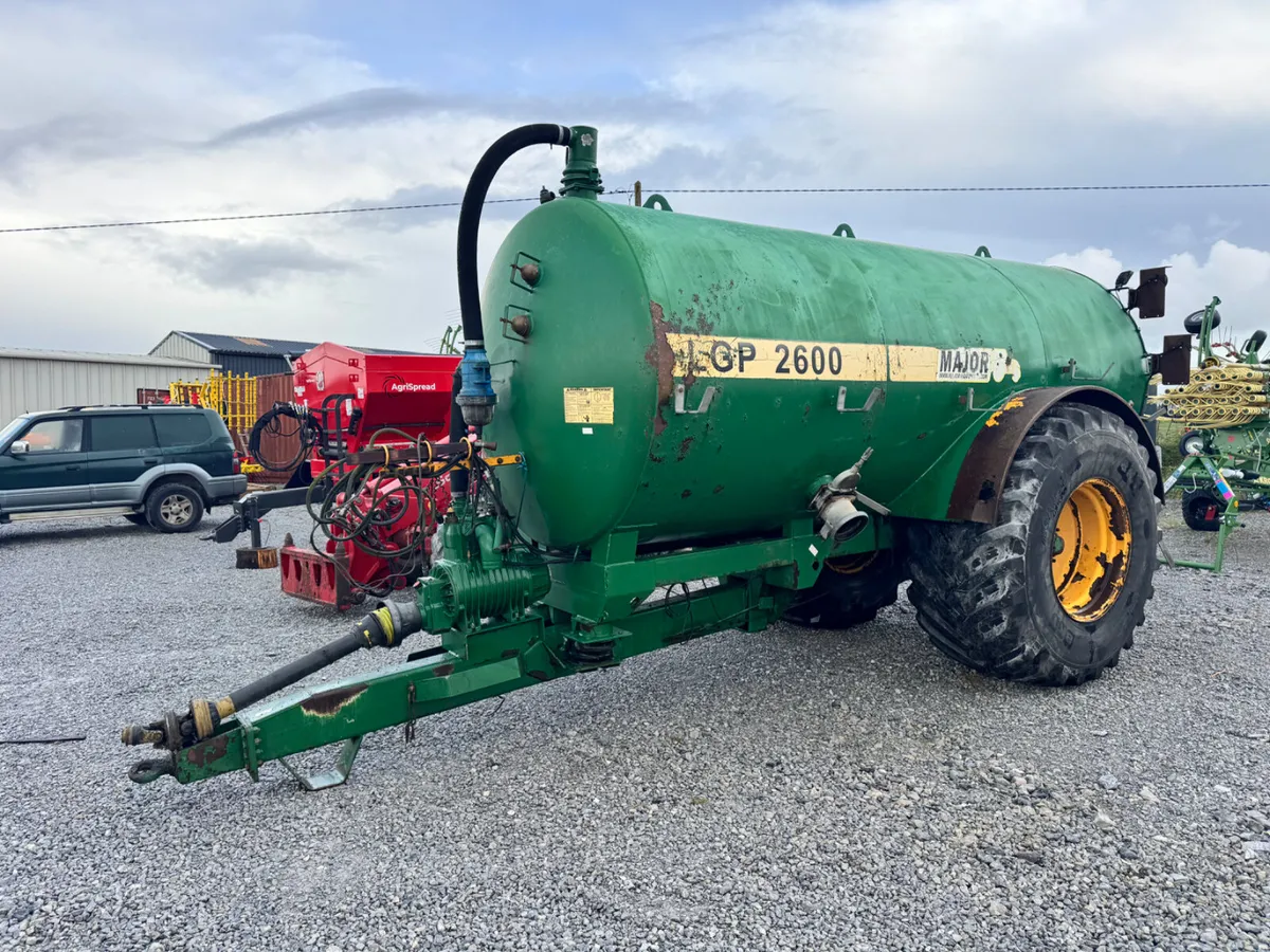 Major 2600 Gallon - Image 2