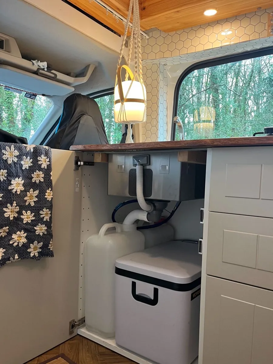 Transit Camper - Image 4