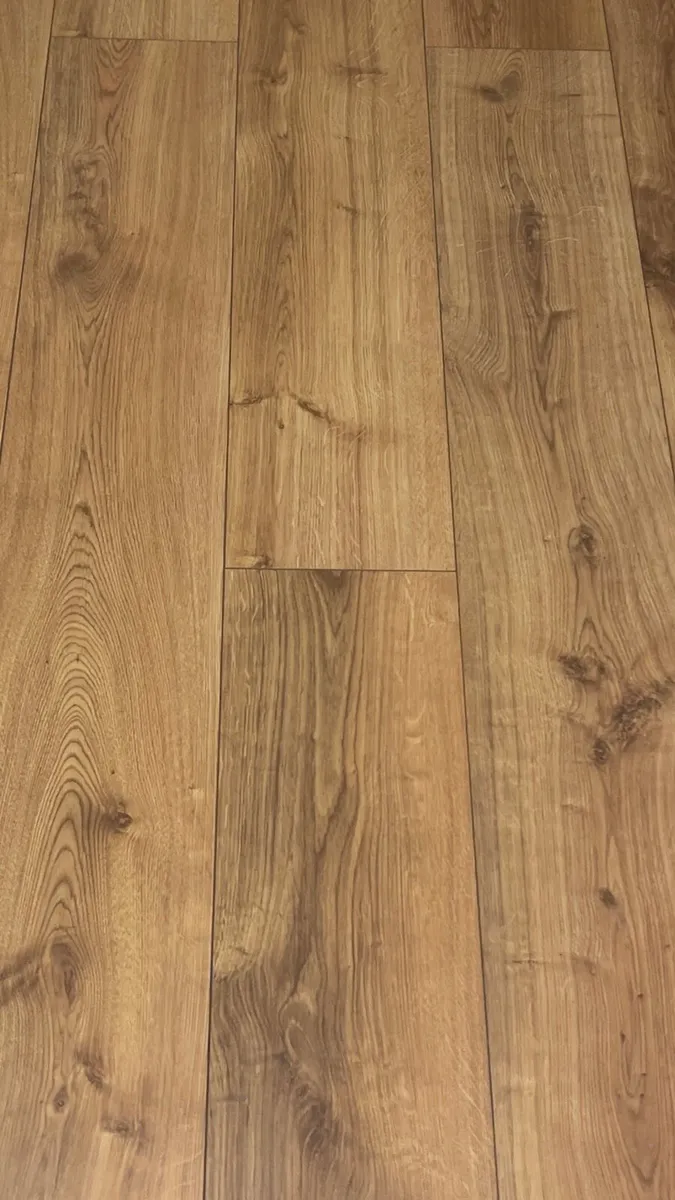 Laminate floor 12mm - Image 2