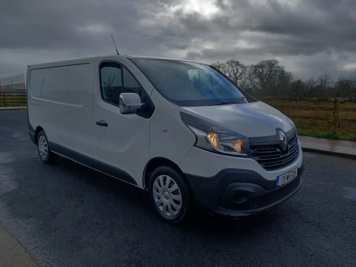 Renault Trafic 2017 - Image 1