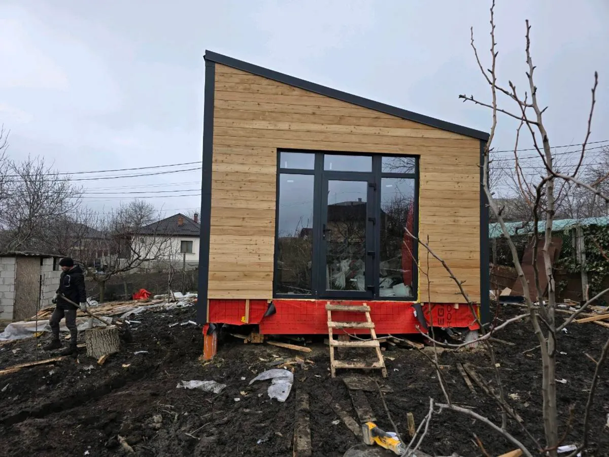 Concrete driveways and footpaths (brushed or smoot - Image 3