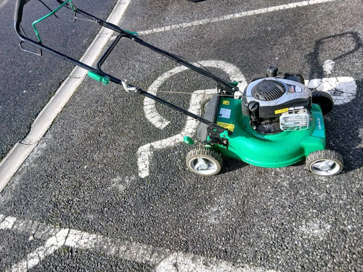 PETROL LAWNMOWER - Image 4