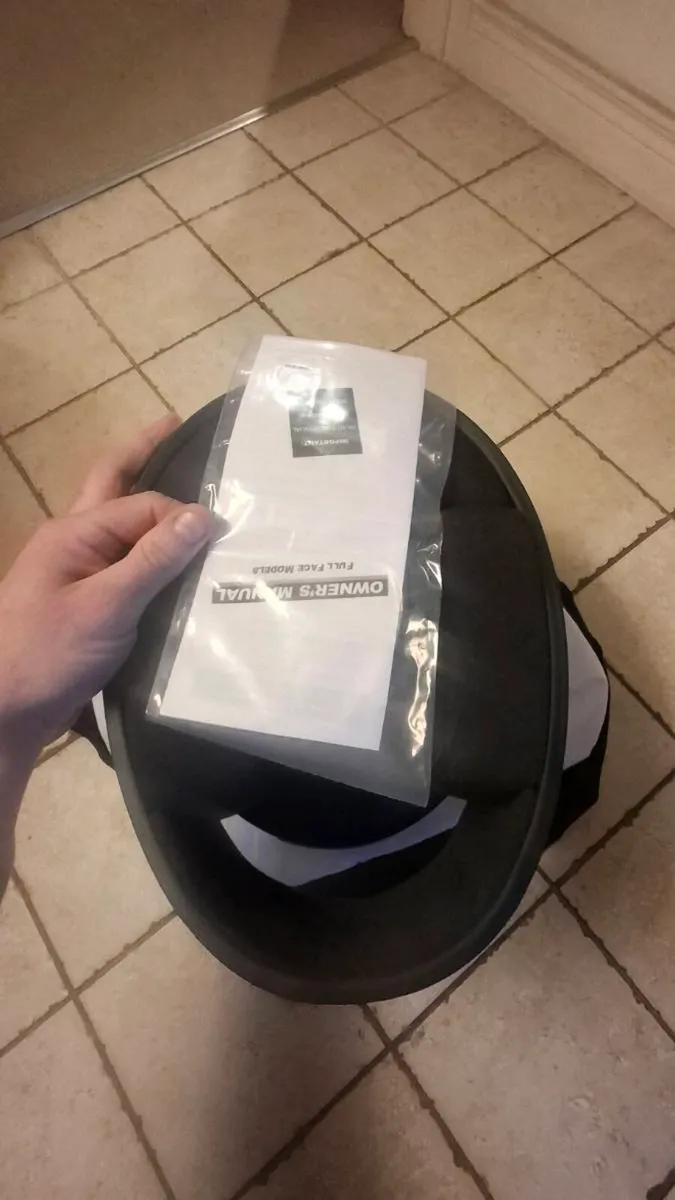 RRS Full Face FIA/Snell Helmet - Image 4