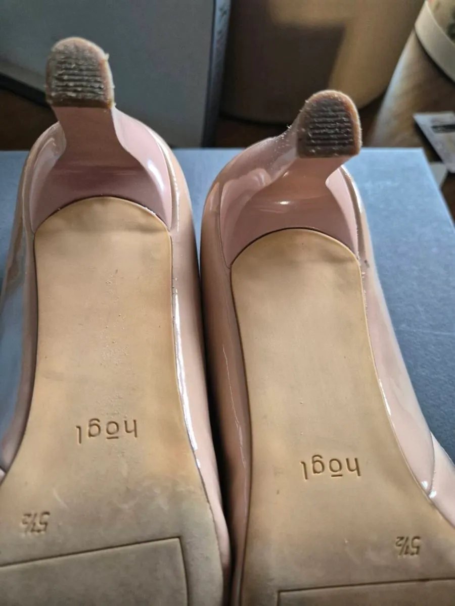 Hogl shoes and clutch - Image 4