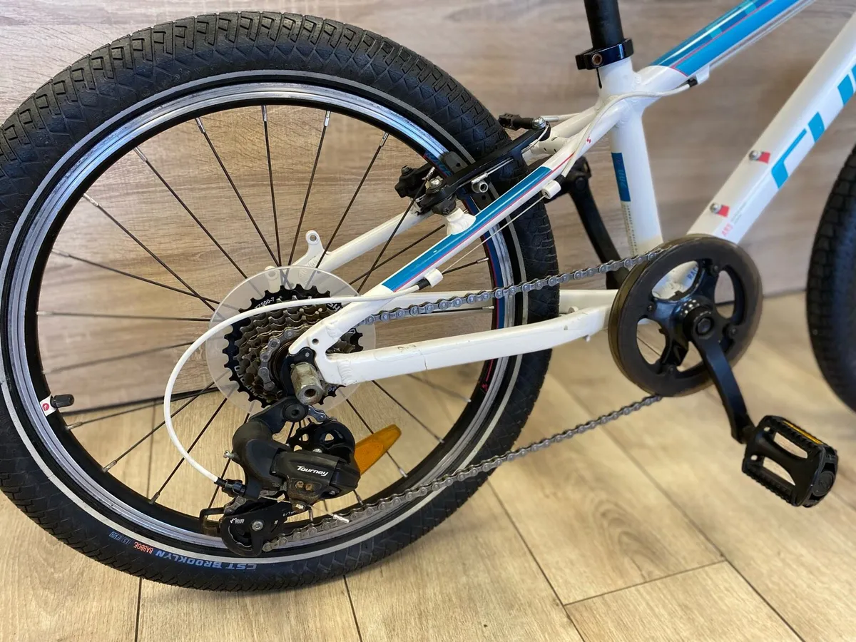 Cube access (like new) - Image 3