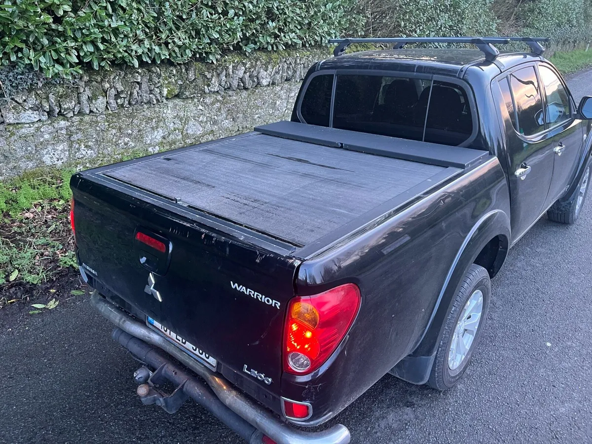 Mitsubishi L200 pick up crew cab - Image 2
