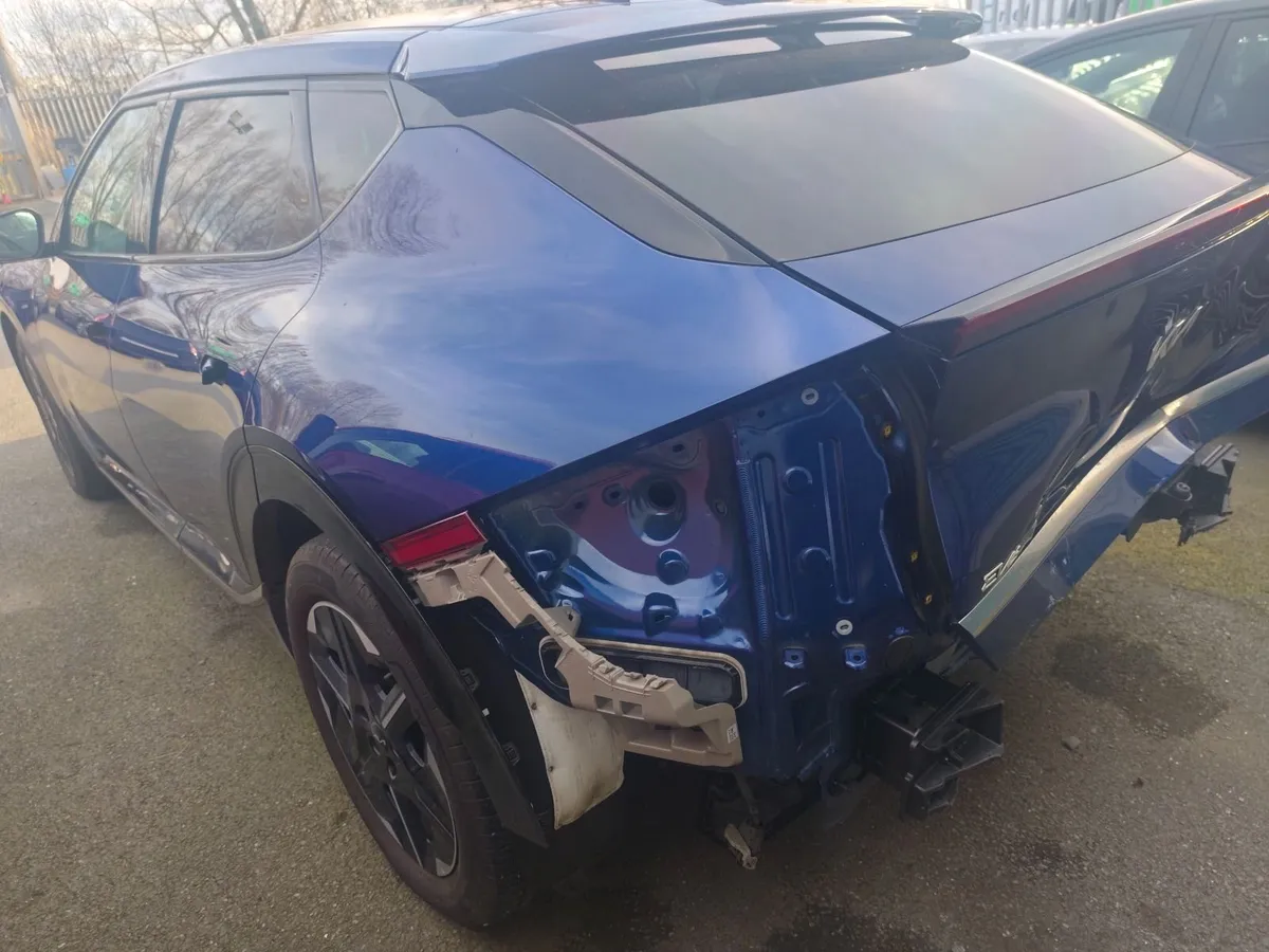 251 Kia ev6 - Image 2