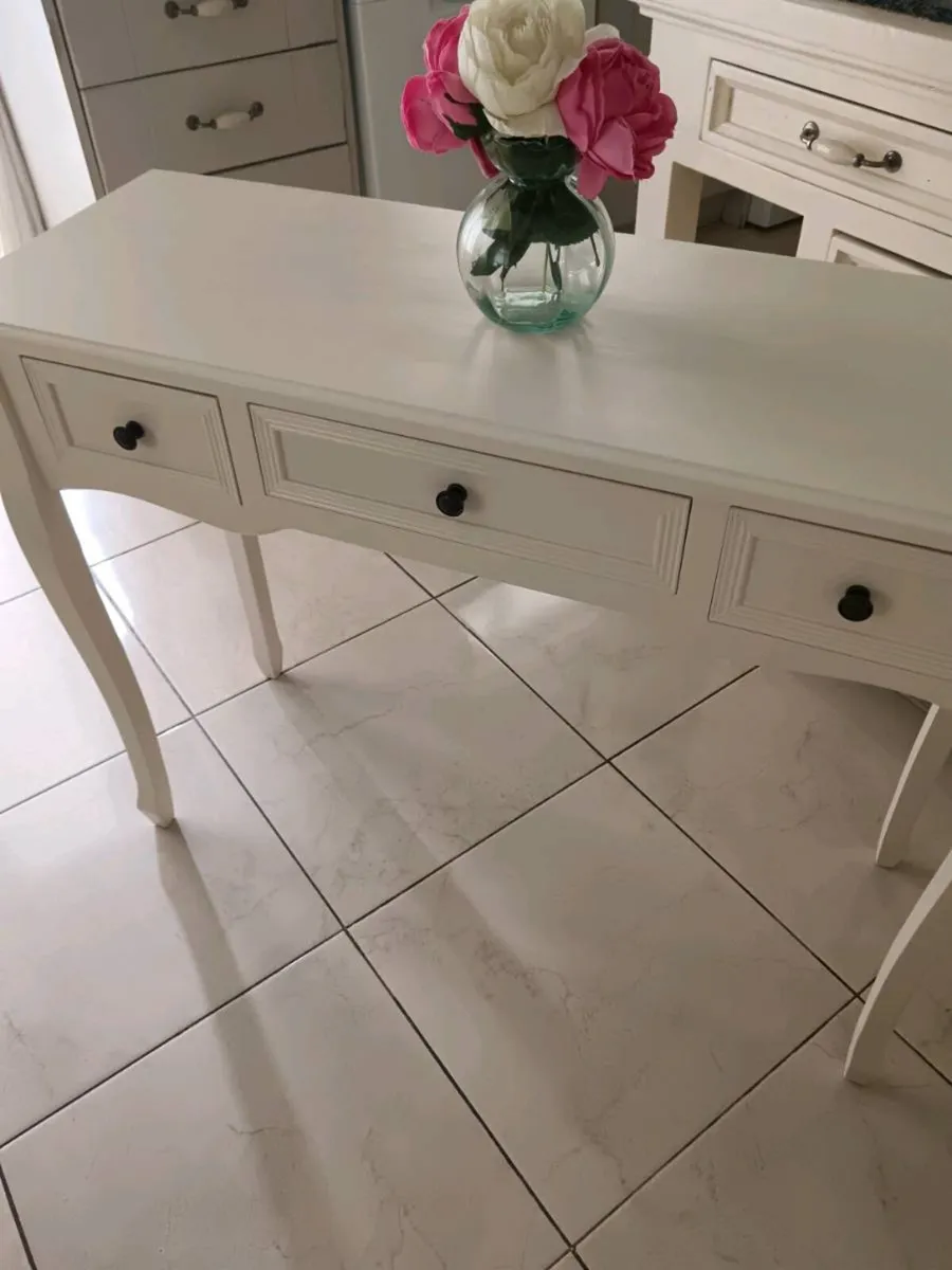 Console table - Image 2