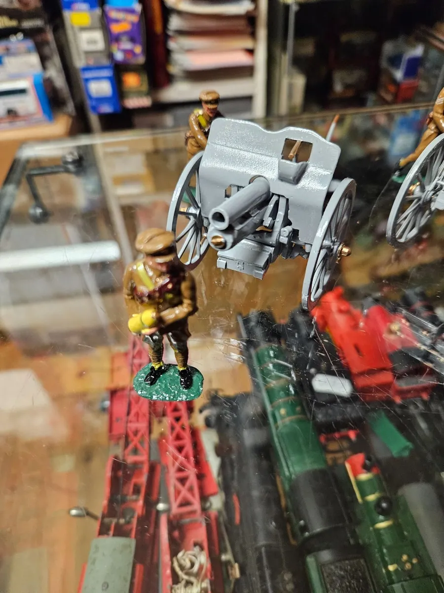 Britain's British Army WW1 Howitzer and Limber - Image 3