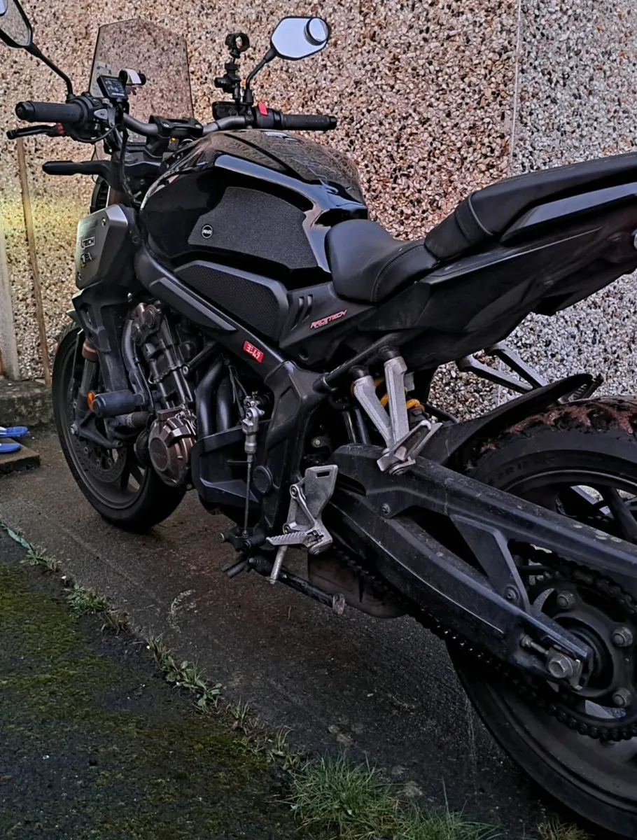 Honda CB650R - Image 4