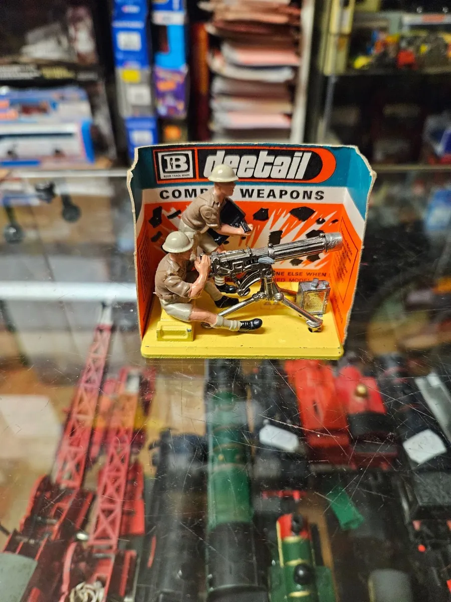 Britain's British Army WW2 8th Army - Image 2