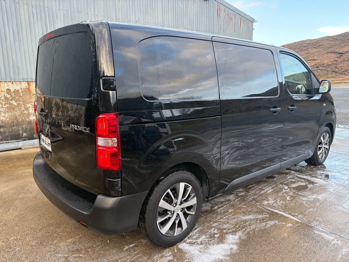 221 TOYOTA PROACE - Image 3