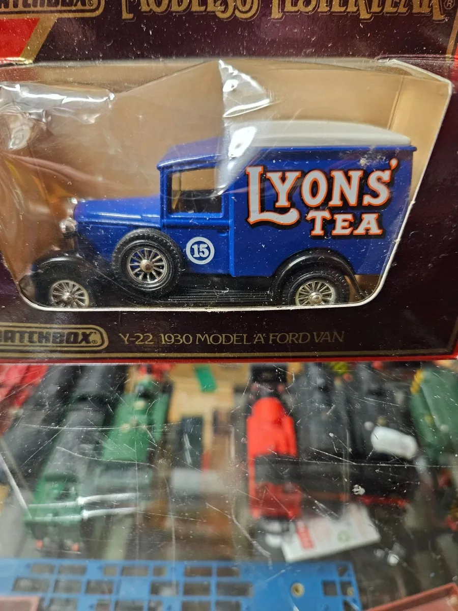 Matchbox Yesteryear Lyons Tea Van - Image 1