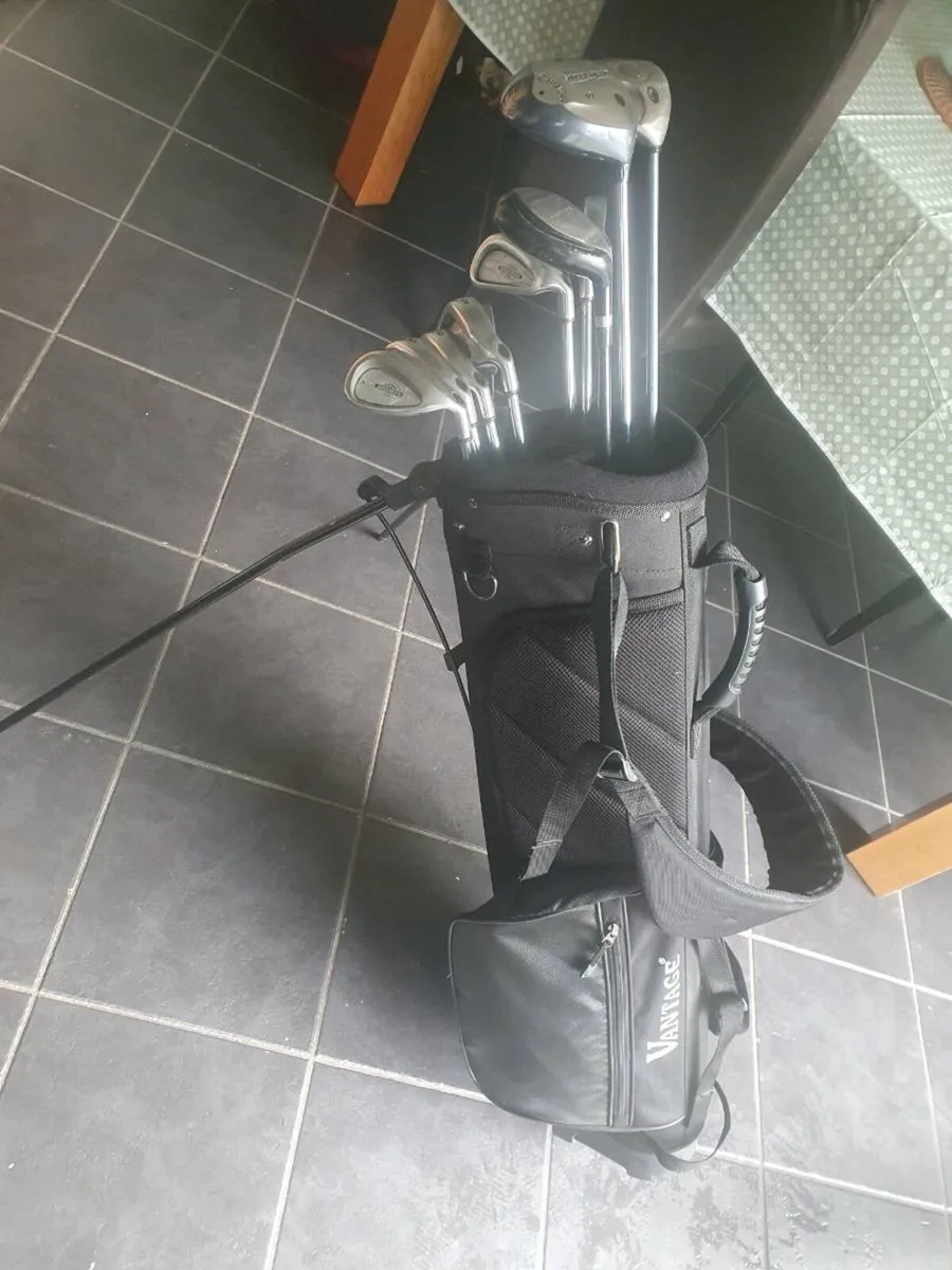 FULL SET OF CALLAWAY CLUBS - Image 1