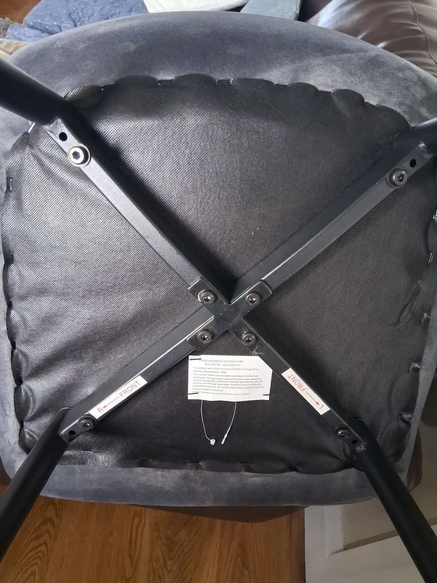 New Chair, grey velvet. - Image 4