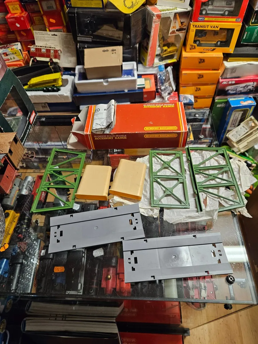 Hornby OO Gauge Girder Bridge - Image 1