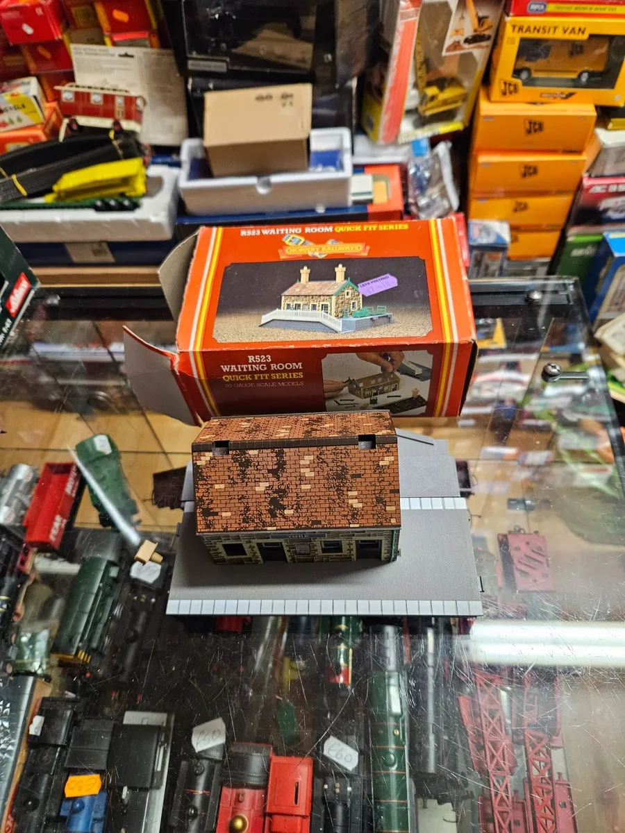 Hornby OO Gauge Station Building - Image 3