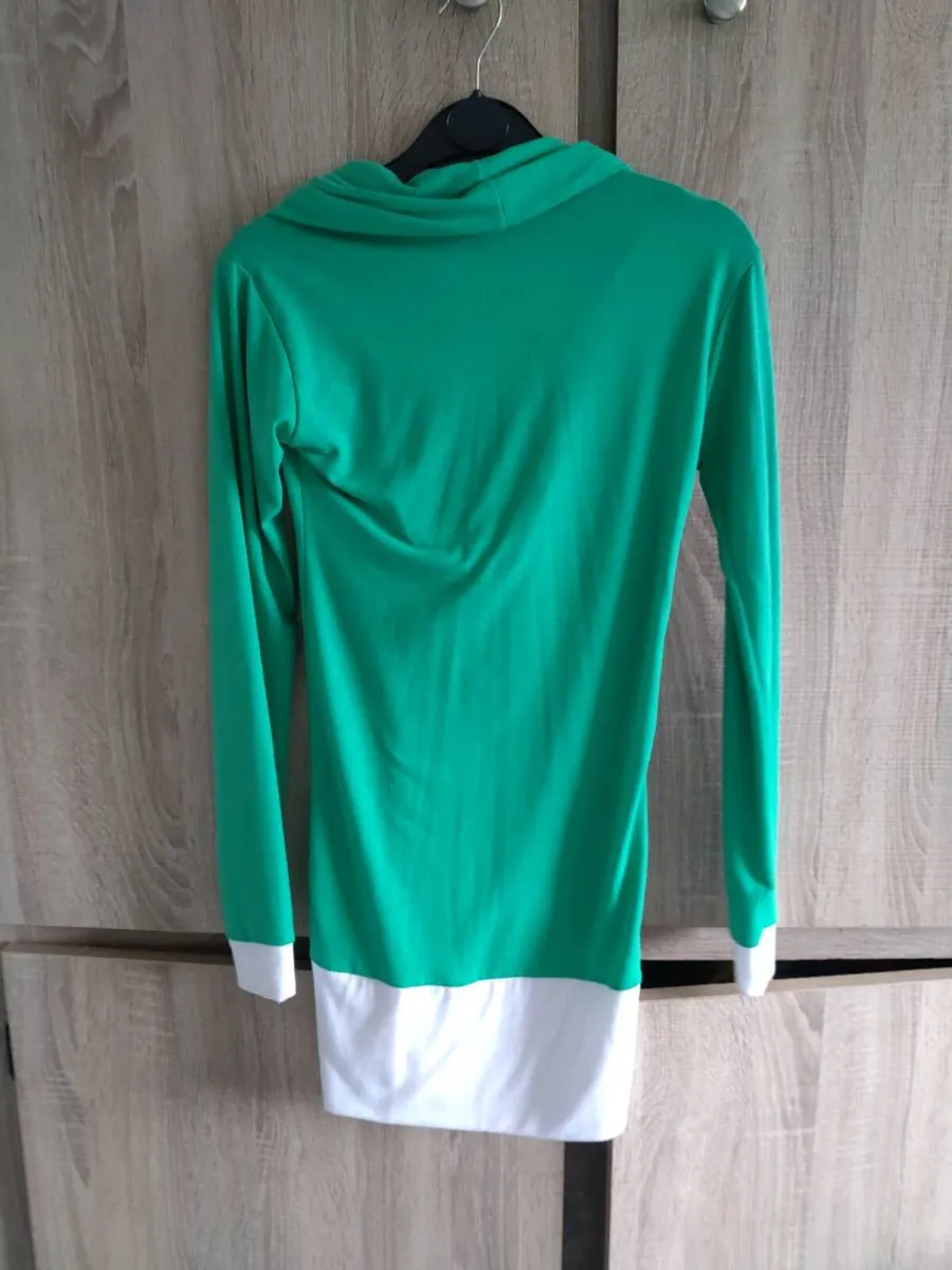 New top /tunic size fits sm - Image 3