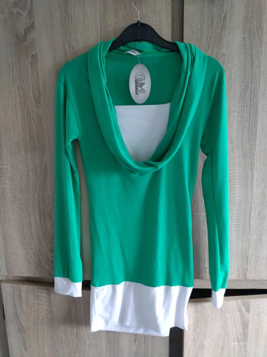 New top /tunic size fits sm - Image 1