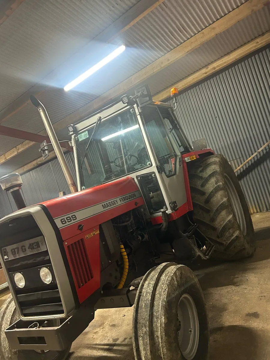 Massy Ferguson 699 - Image 2