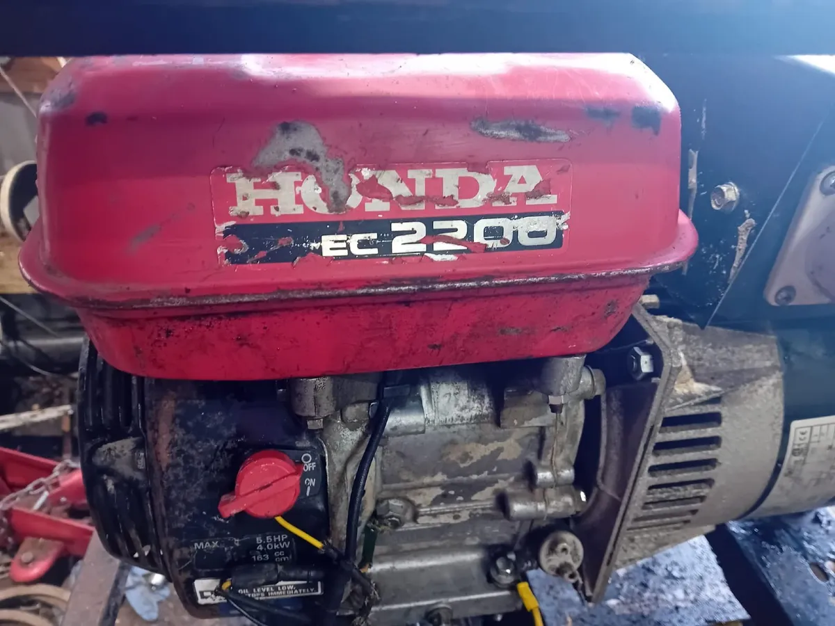 Honda  Generator - Image 1