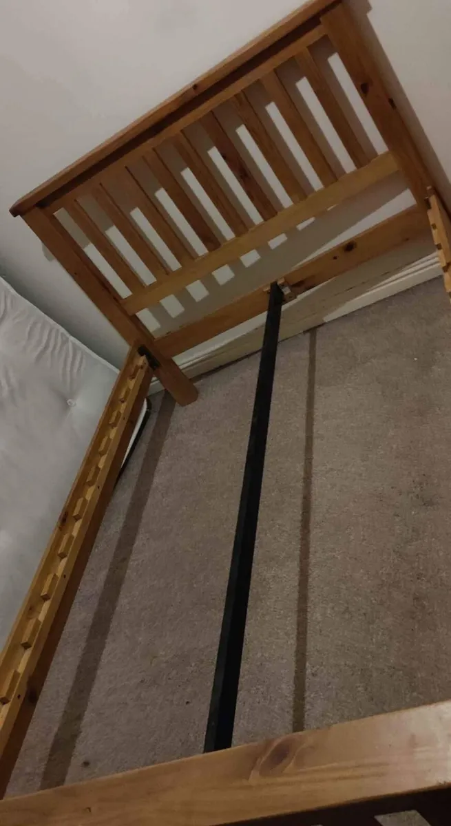 Double bed and mattress - Image 4