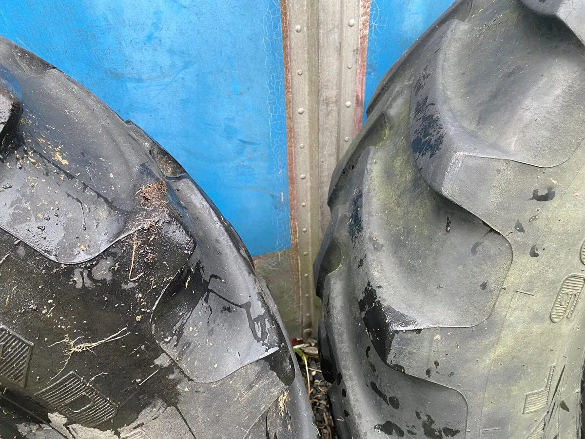 480/65R28 FIRESTONE RADIAL 9000  TRACTOR TYRES - Image 4