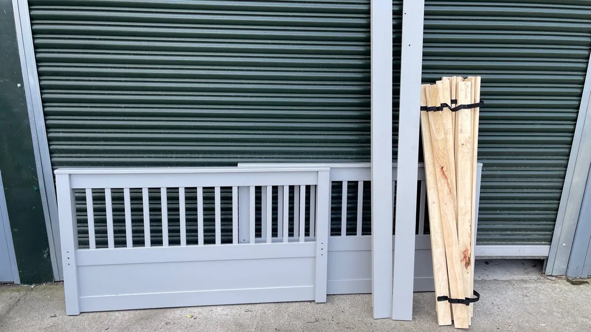 Double bed - Image 1