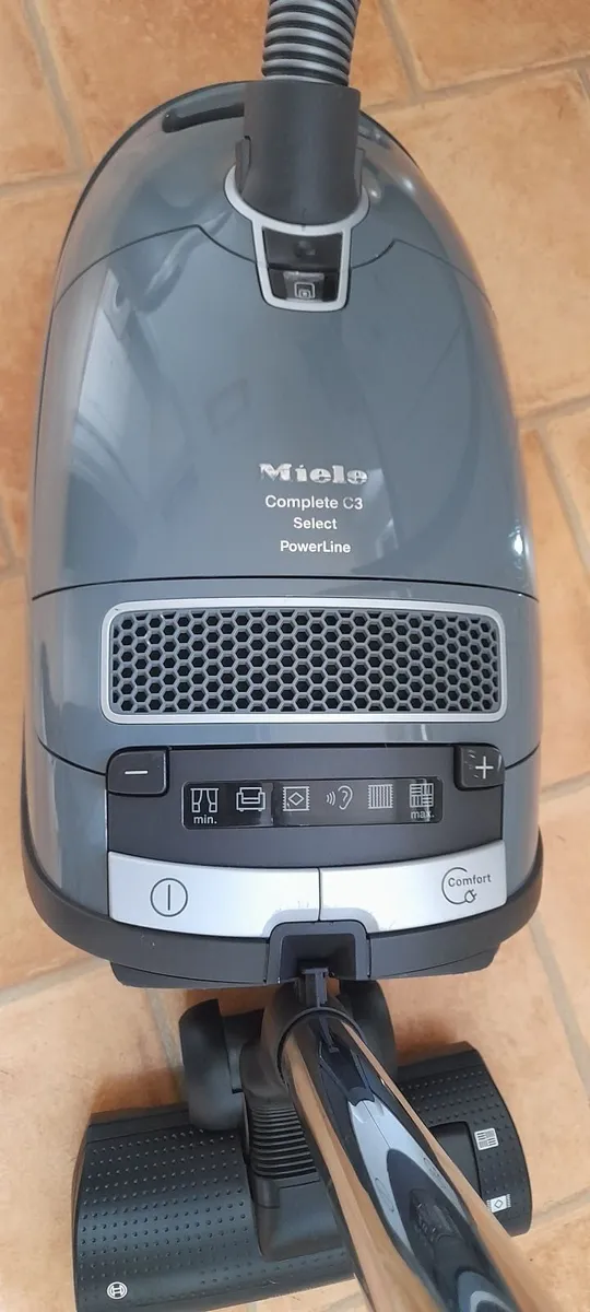 Miele vacuum /Hoover cleaner - Image 2
