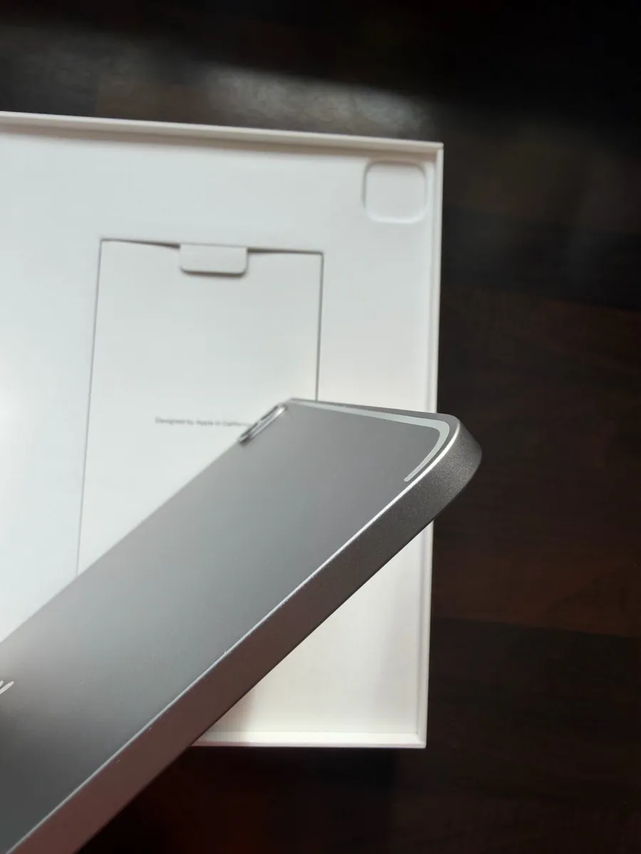 iPad Pro 12.9” M2 256gb + Magic keyboard + Pencil - Image 4