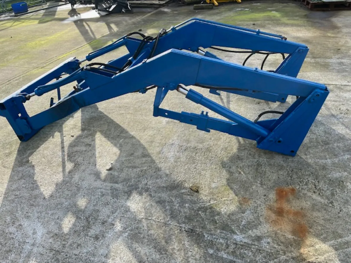 Tanco 878 Power Loader - Image 1