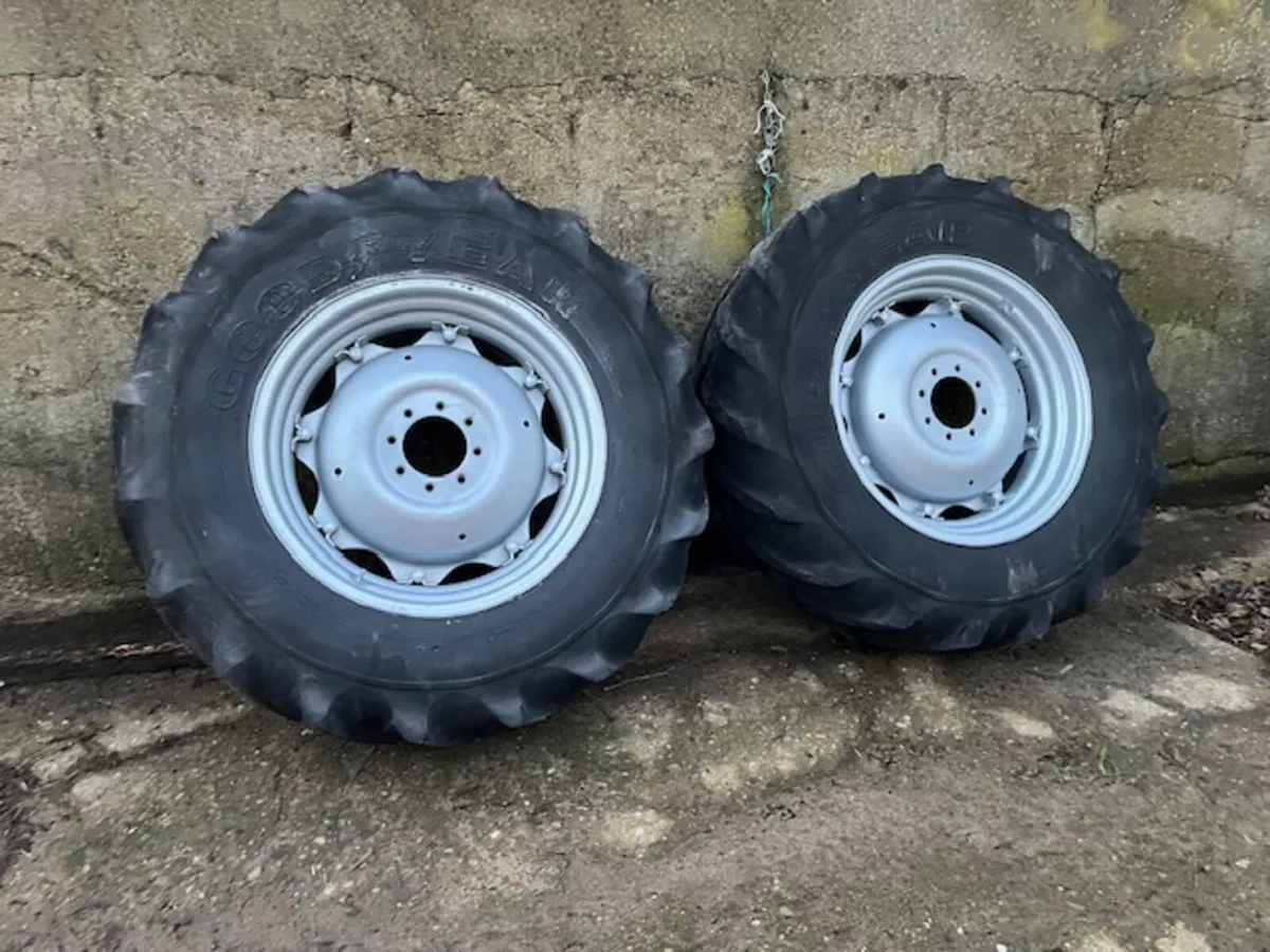 MF 16.9 X 30 Wheels - Image 3