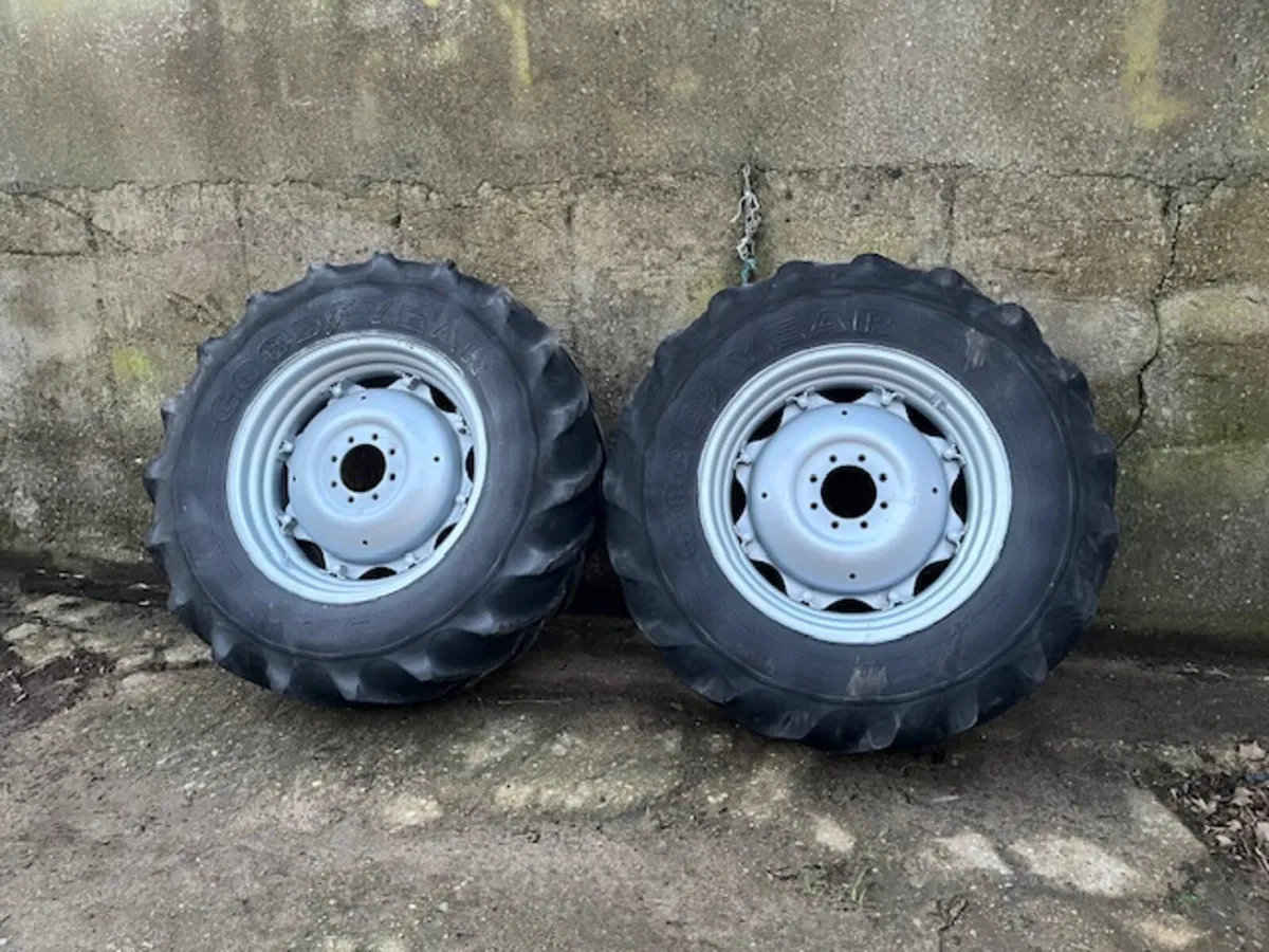 MF 16.9 X 30 Wheels - Image 4