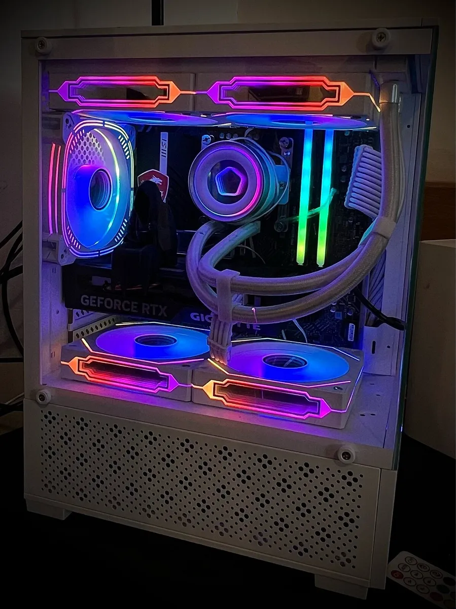 Gaming pc set up - Image 3