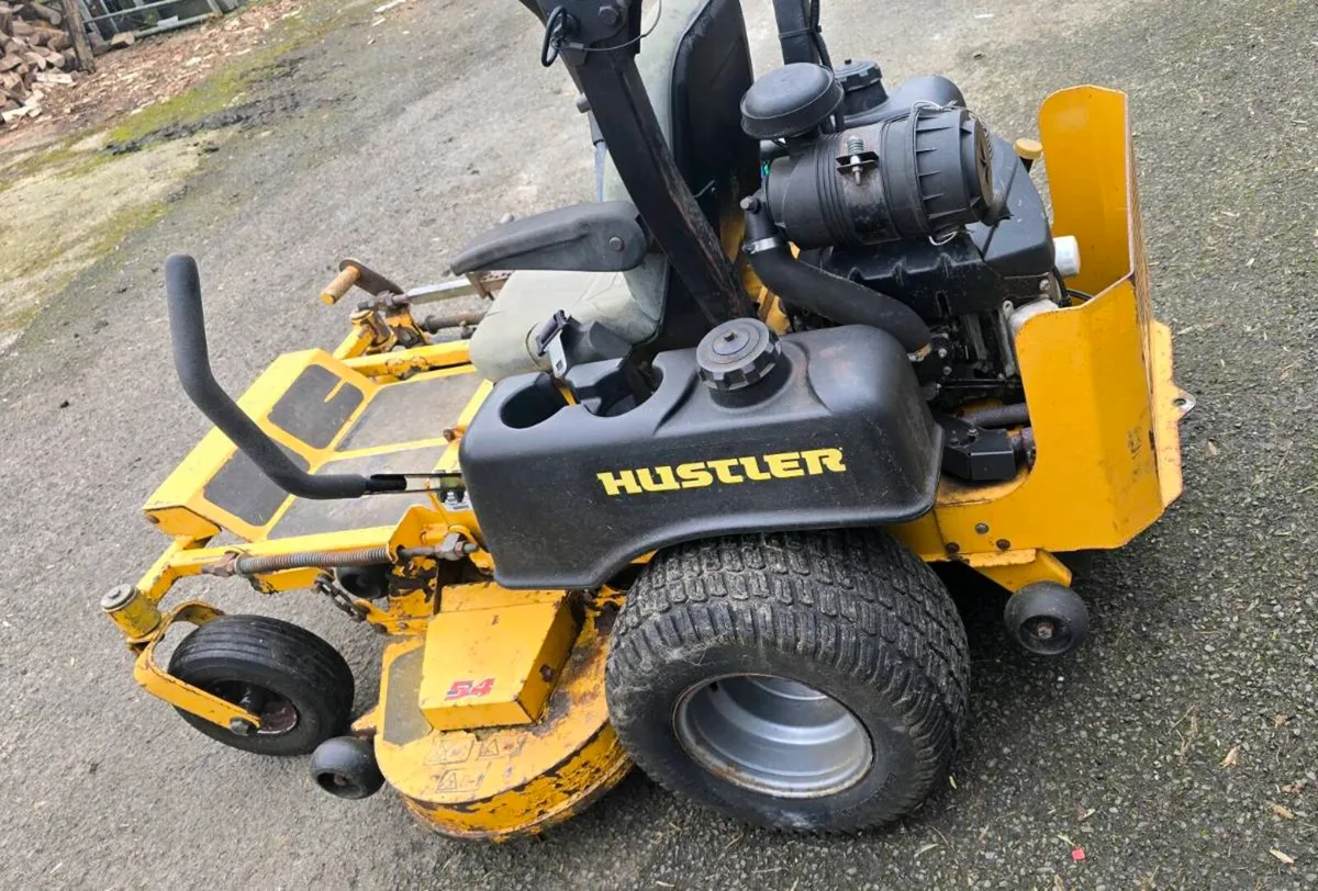 Hustler commercial zero turn - Image 4