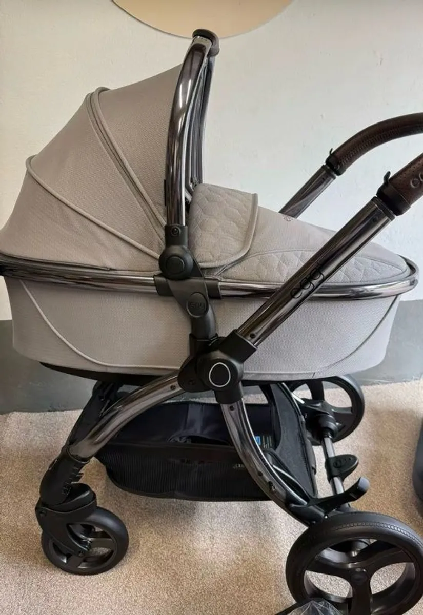 Egg3 Glacier - Image 3