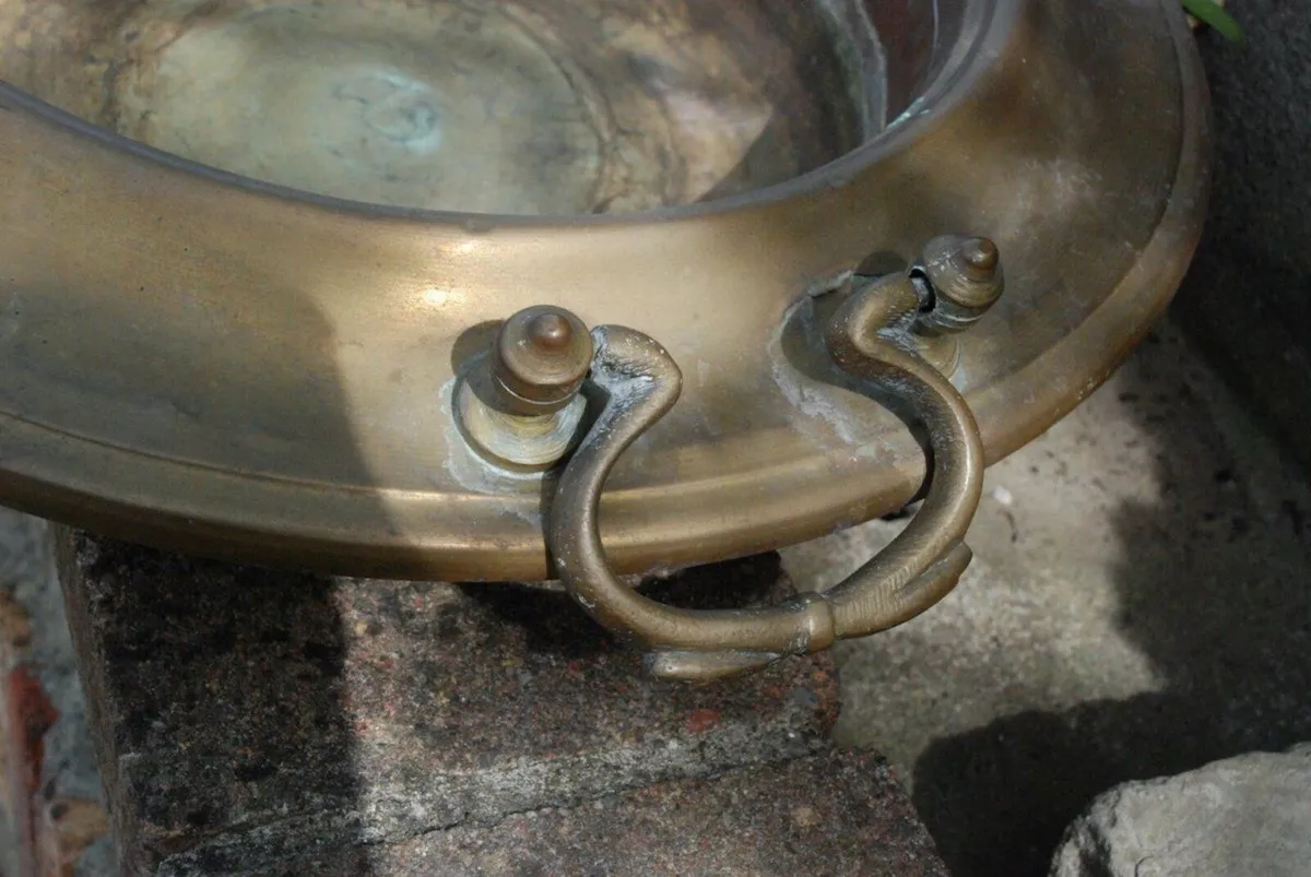 Cachepot for plant/flowers, solid brass/copper - Image 3