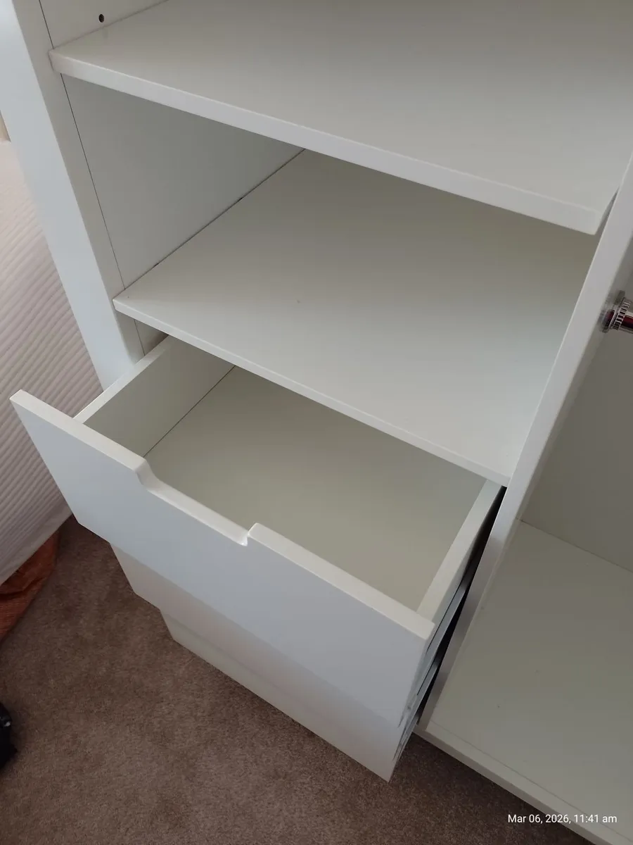 OBABY Sleigh wardrobe - Image 3