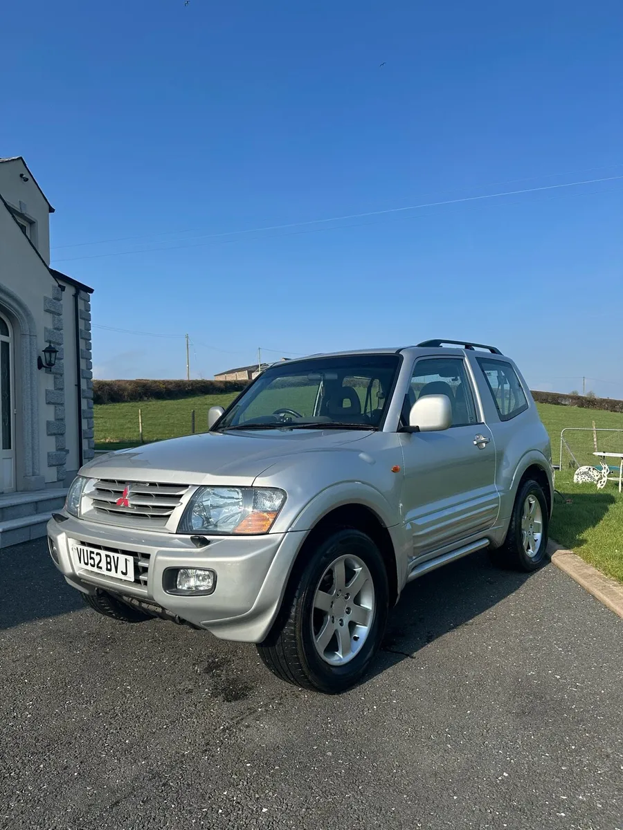 Mitsubishi Pajero - Image 2