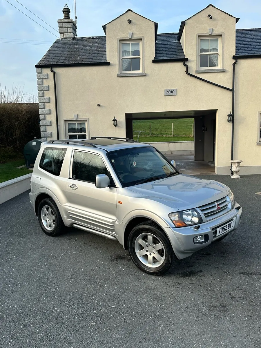 Mitsubishi Pajero - Image 1