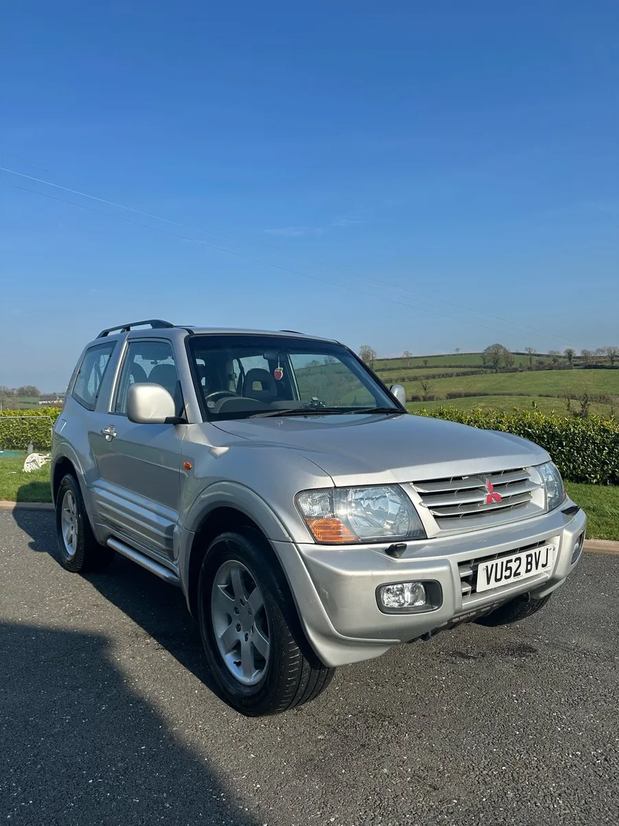 Mitsubishi Pajero - Image 3