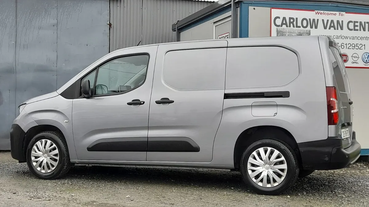 212 Peugeot Partner 1.5 blue hdi 100 lwb - Image 3