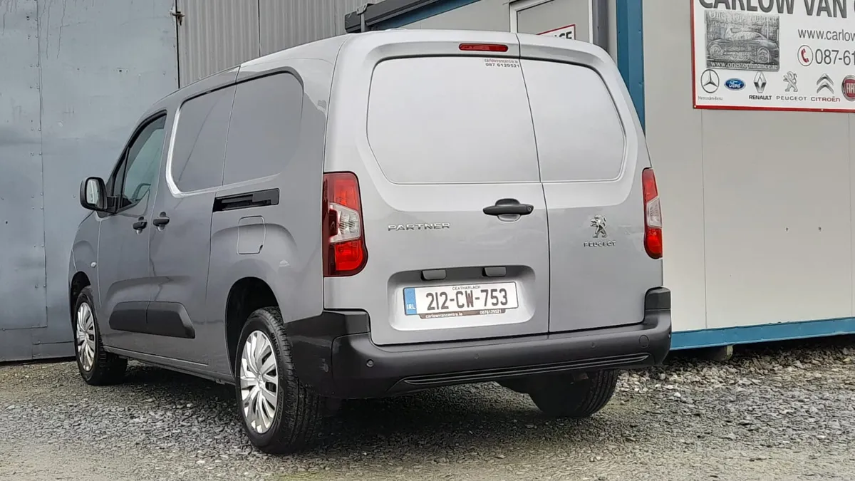 212 Peugeot Partner 1.5 blue hdi 100 lwb - Image 4
