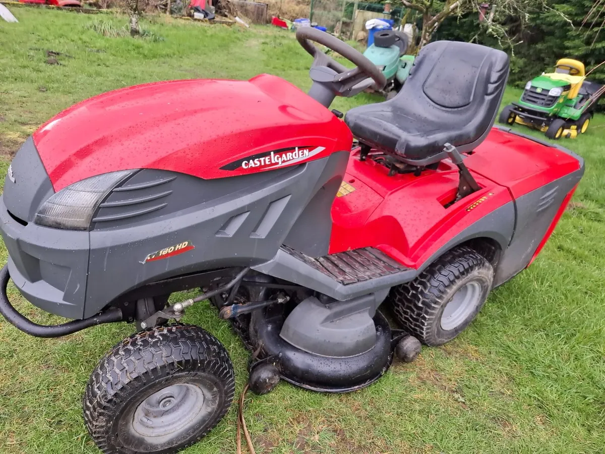 Castlegarden 22hp ride on mower