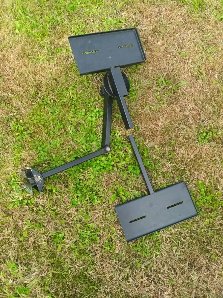 TV Wall Bracket - Image 1