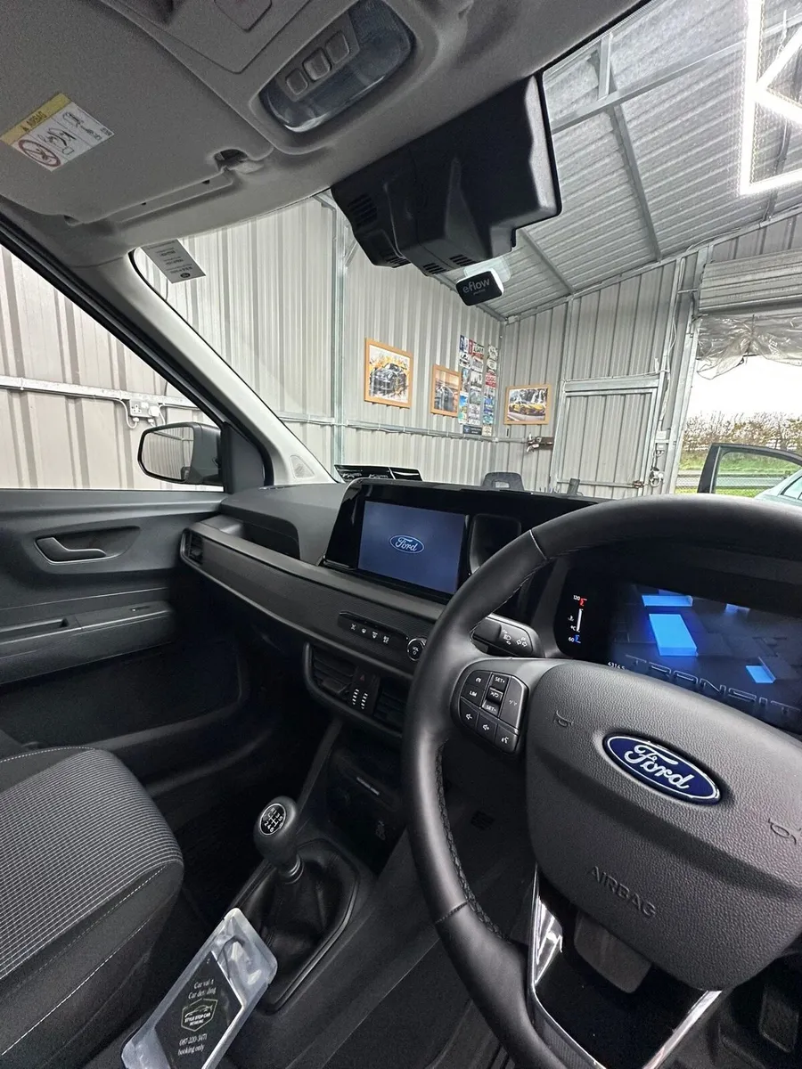 Transit courier 2025 - Image 4