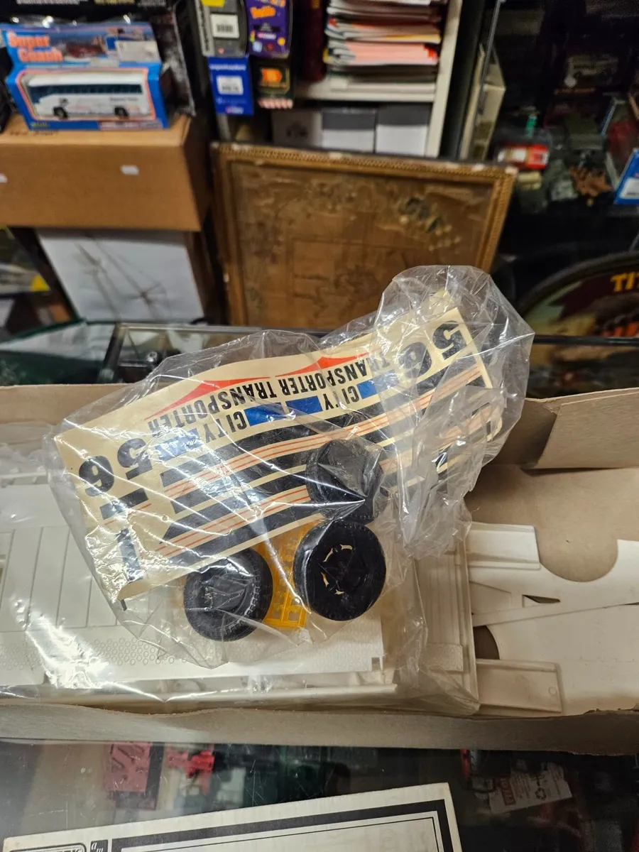 Matchbox AMT Trailer Model Kit - Image 3