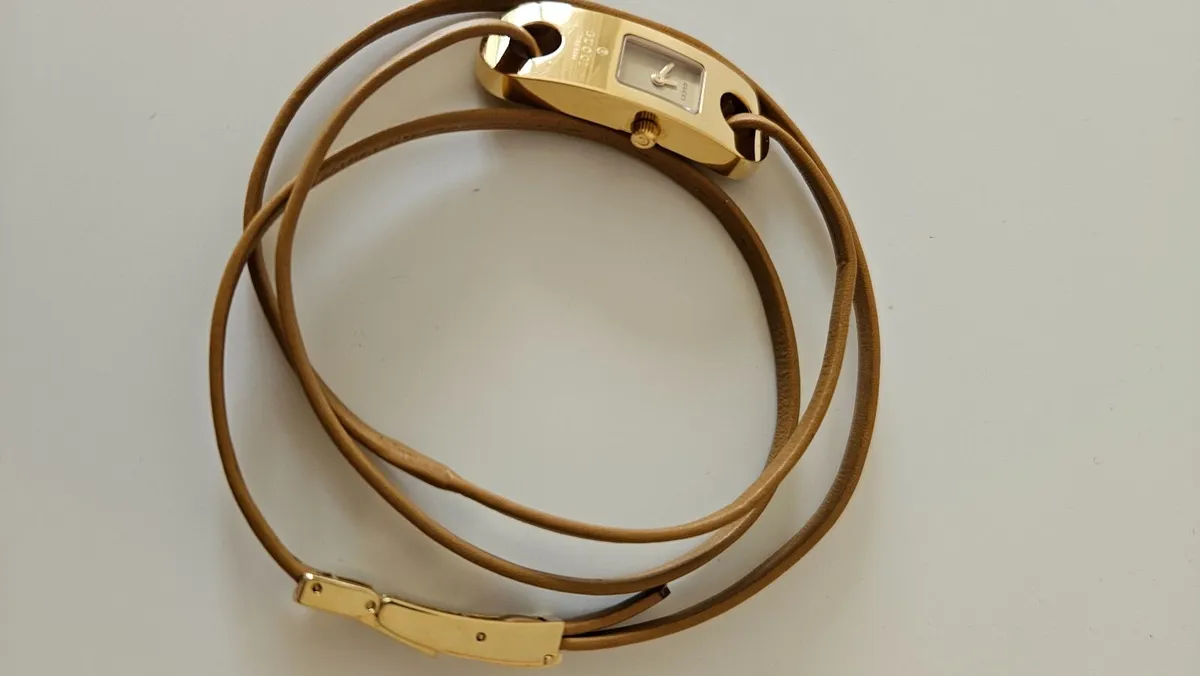 GUCCI timepieces 6100L watch - Image 2