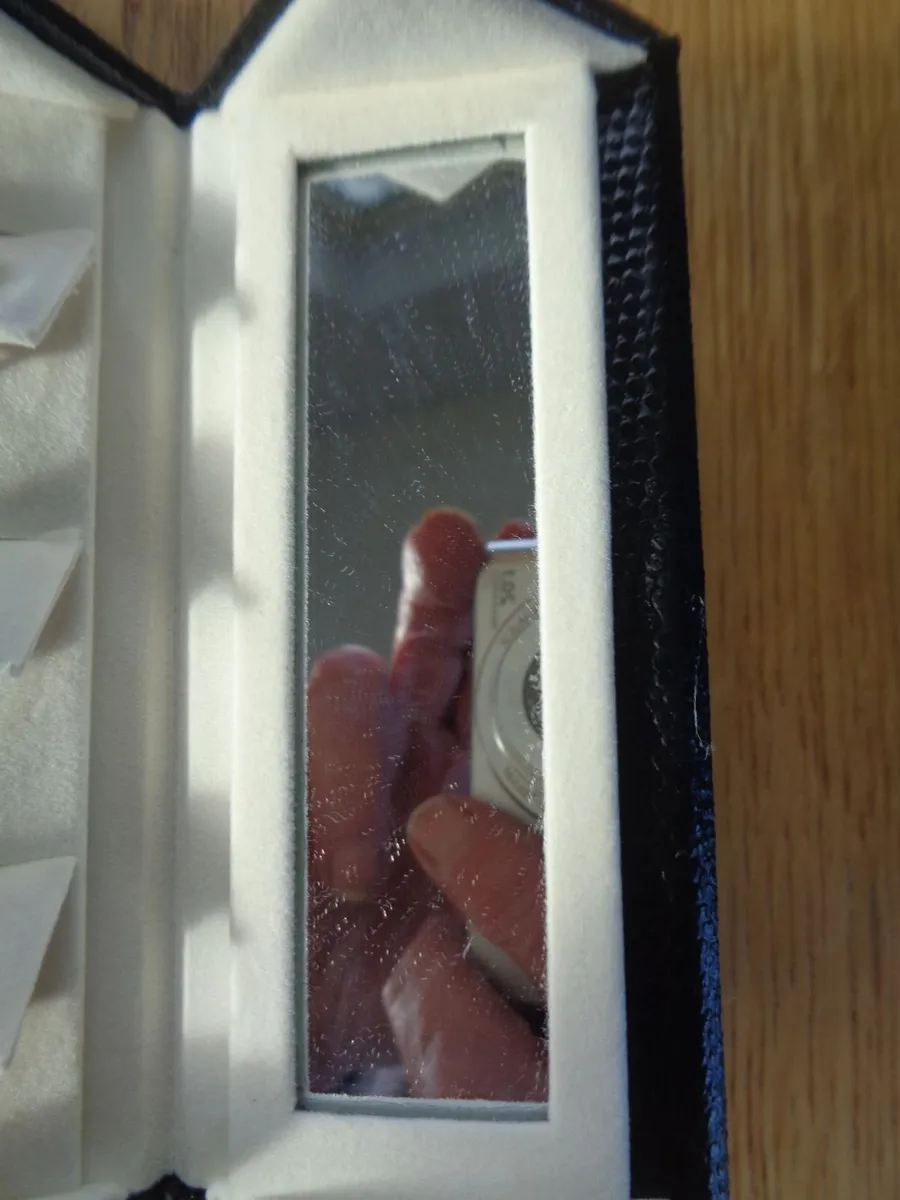 Andre Piasso Travel Earrings Set for Sale - Image 4