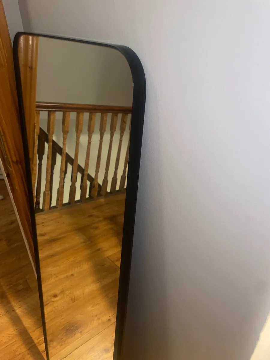 Black frame mirror - Image 2